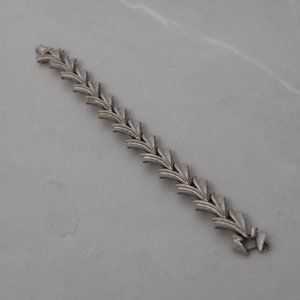 Vintage Metal V Bracelet